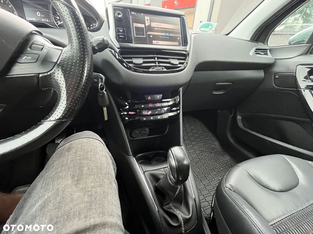 Peugeot 208 95 VTI Active - 27
