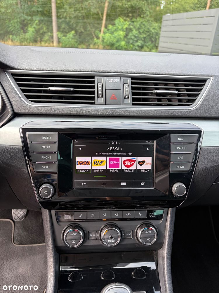 Skoda Superb ver-1-4-tsi-act-ambition - 17