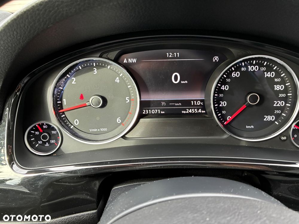 Volkswagen Touareg - 13