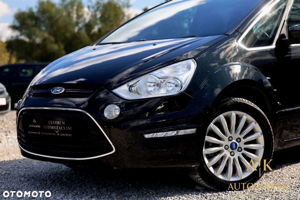 Ford S-Max - 17