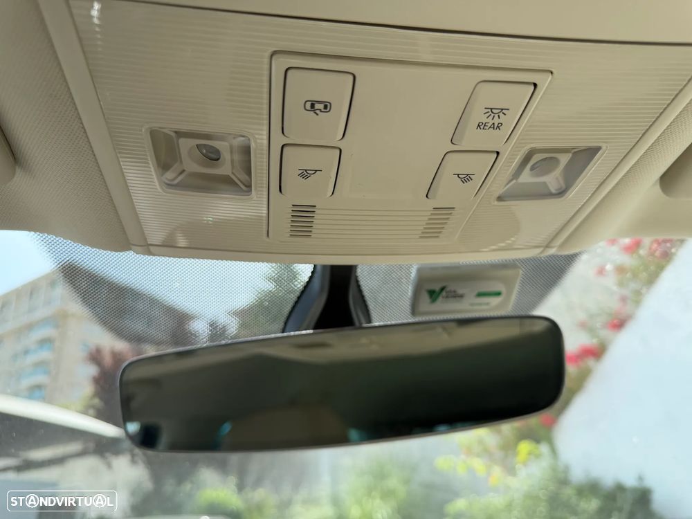 VW Passat Variant 2.0 TDI Highline DSG - 12