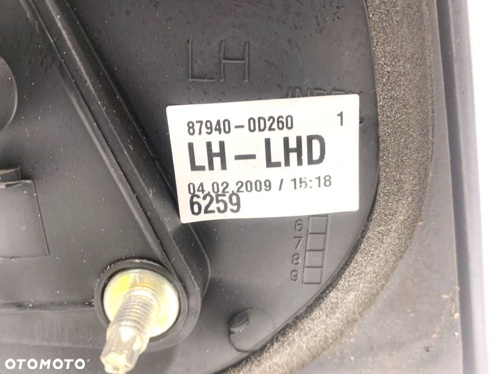 LUSTERKO LEWY  TOYOTA YARIS (_P9_) 2005 - 2014 1.33 VVT-i (NSP90_) 74 kW [100 KM] benzyna 2008 - - 5