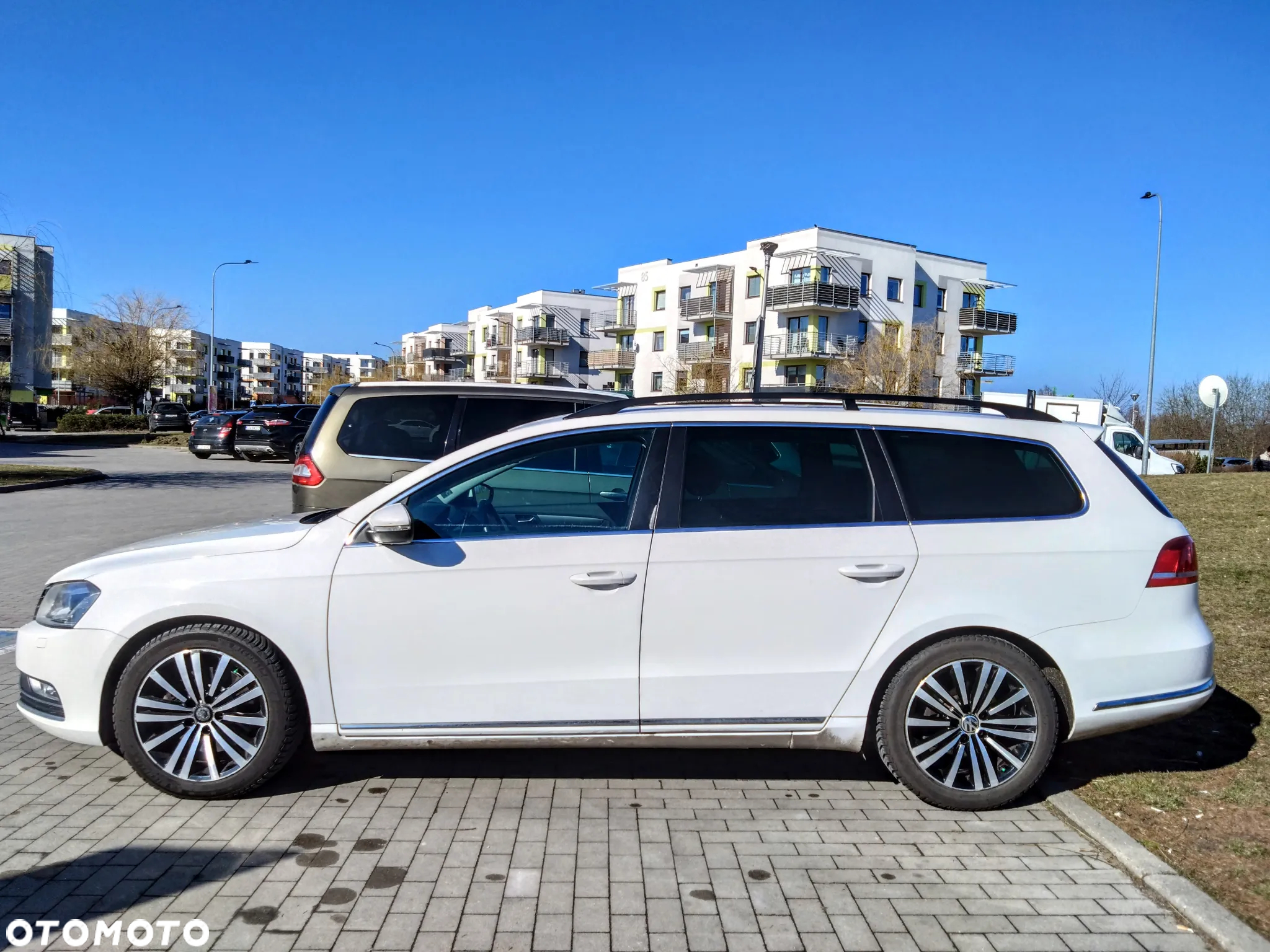 Volkswagen Passat 2.0 TDI Comfortline DSG - 5