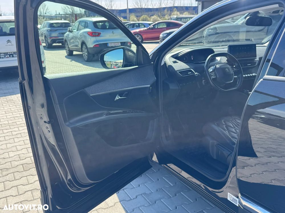 Peugeot 5008 BlueHDI 130 Allure Pack - 14