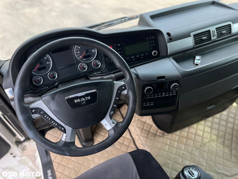 MAN TGX 18.440 / AUTOMAT RETARDER !! / DUŻE ZBIORNIKI / 2012 ROK !! - 32
