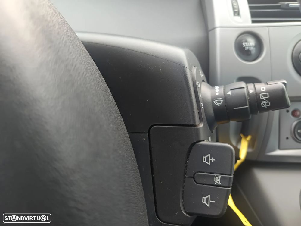 Renault Scénic 1.5 dCi Dynamique S - 28