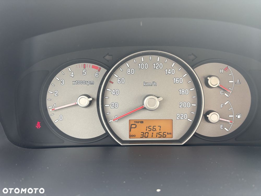 Kia Carens 2007 photo 5