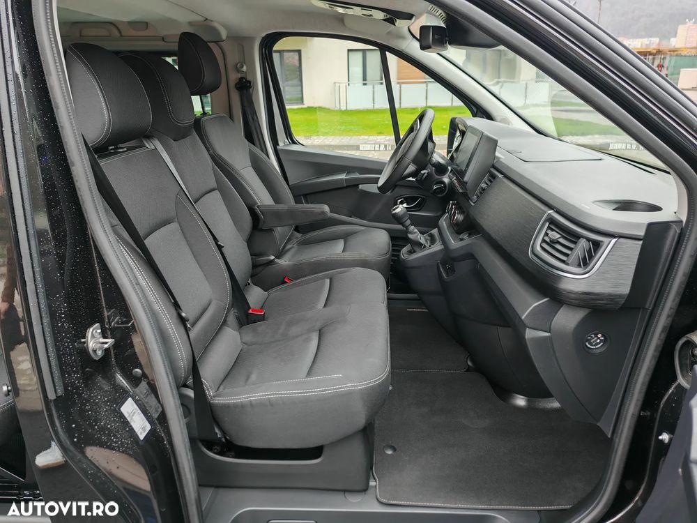 Renault Trafic 2.0 Blue dCi 110 S&S L1 8+1 Zen - 11
