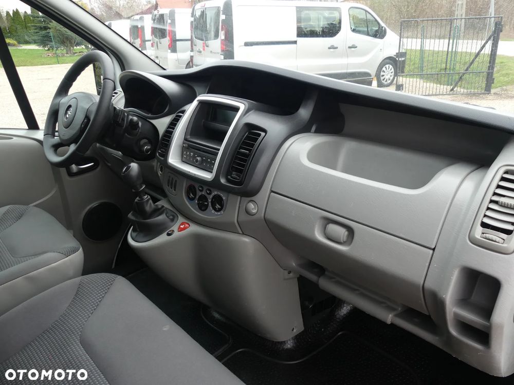 Opel VIVARO - 14