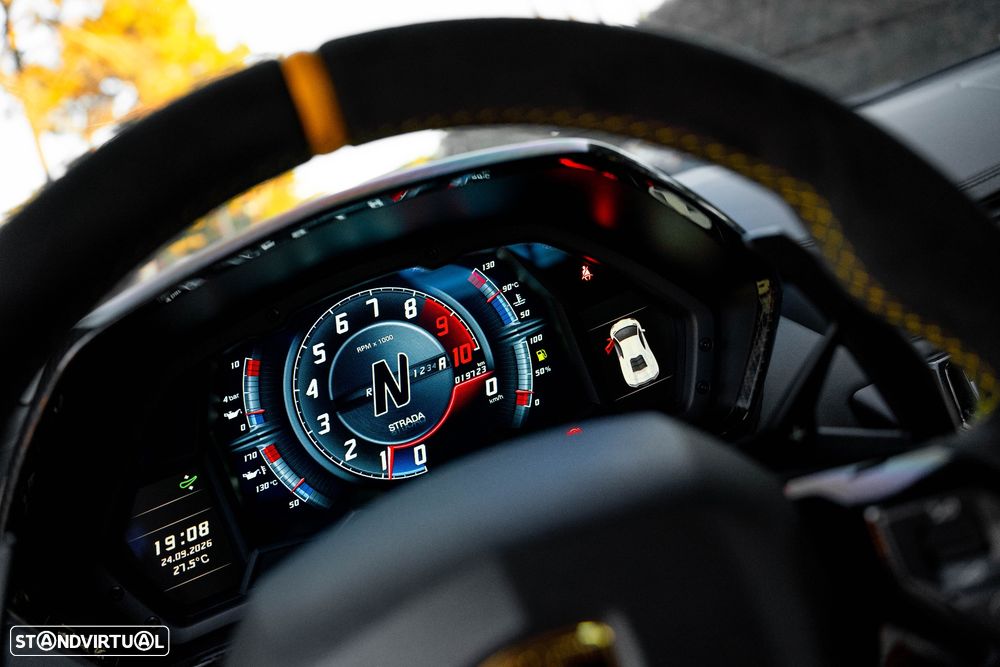 Lamborghini Aventador 6.5 V12 LP740-4 S - 47