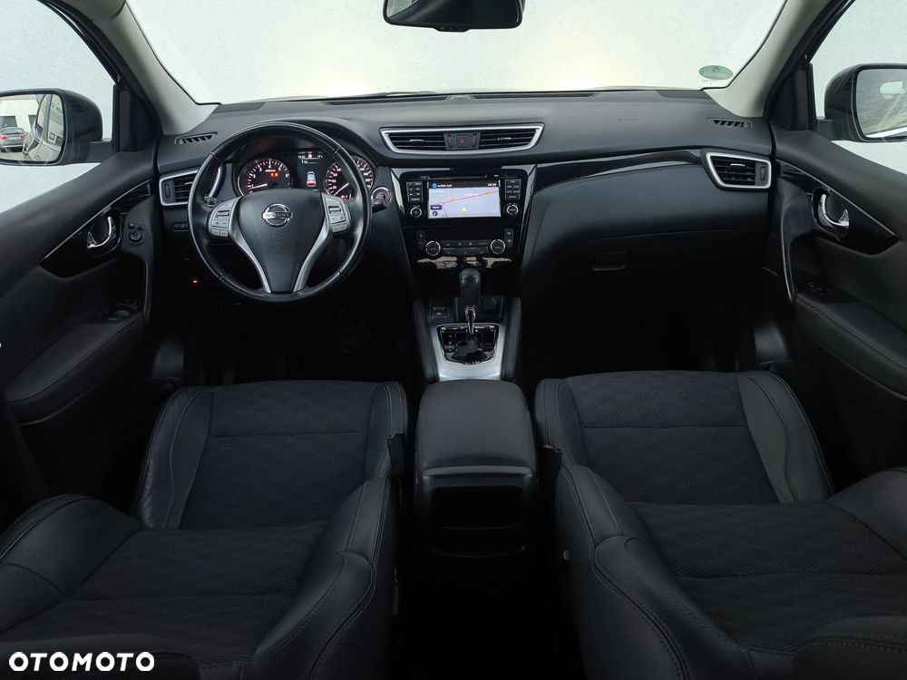 Nissan Qashqai 1.2 DIG-T Xtronic TEKNA+ - 25