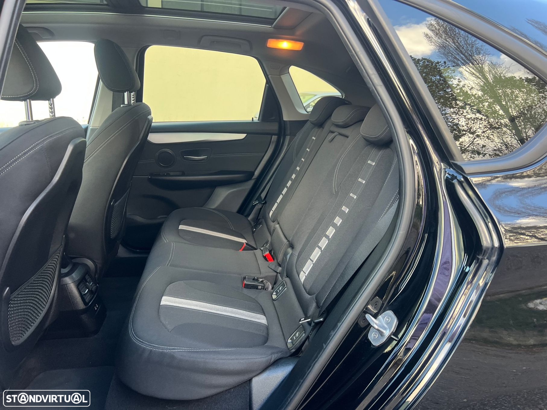 BMW 225xe Active Tourer Line Luxury - 44