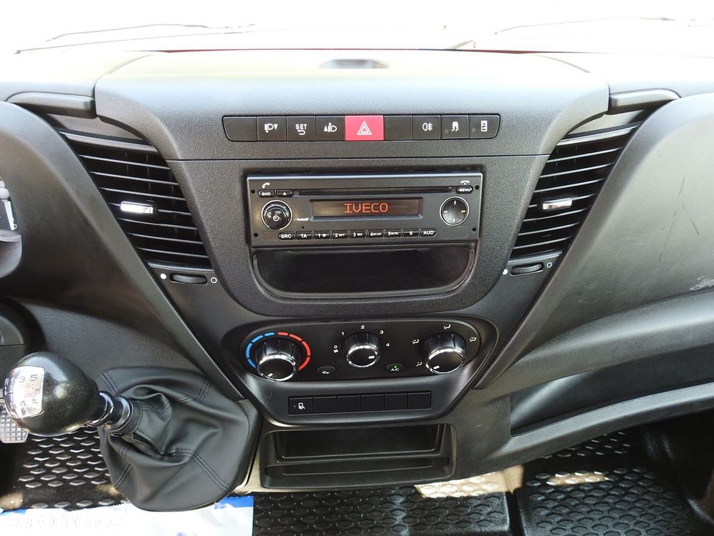 Iveco DAILY 35C13 WYWROTKA TEMPOMAT KLIMATYZACJA BLIŹNIACZE KOŁA  130KM - 36