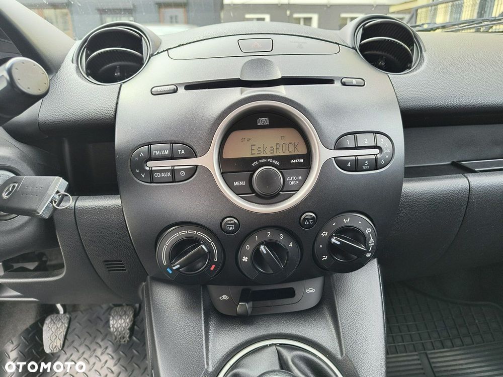 Mazda 2 1.3 Comfort - 23