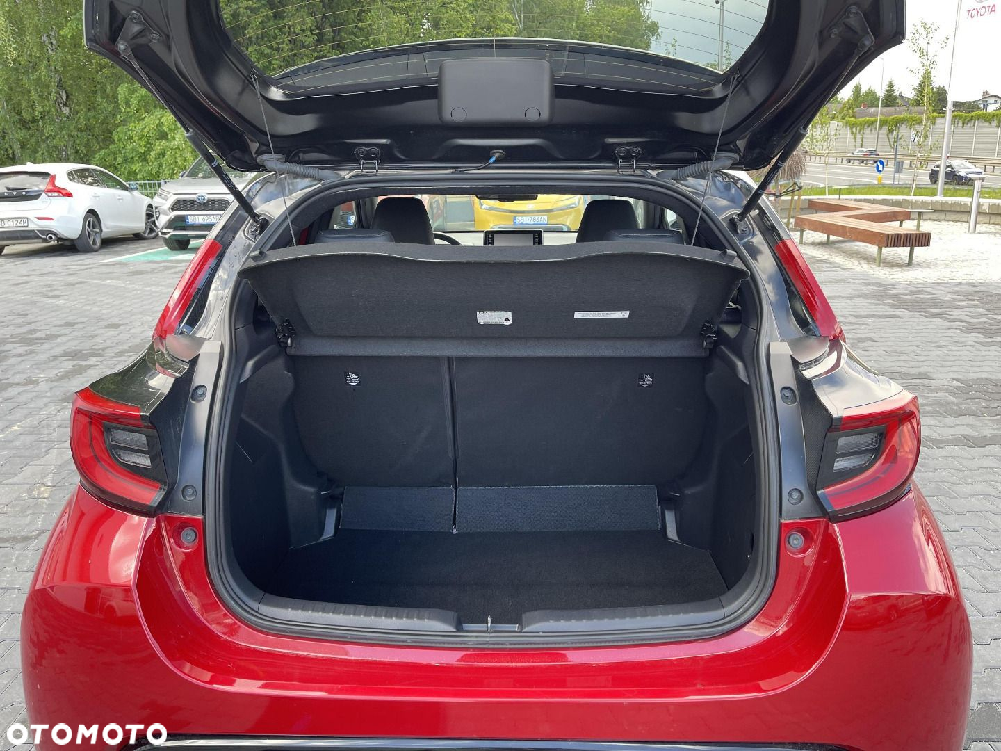 Toyota Yaris - 11