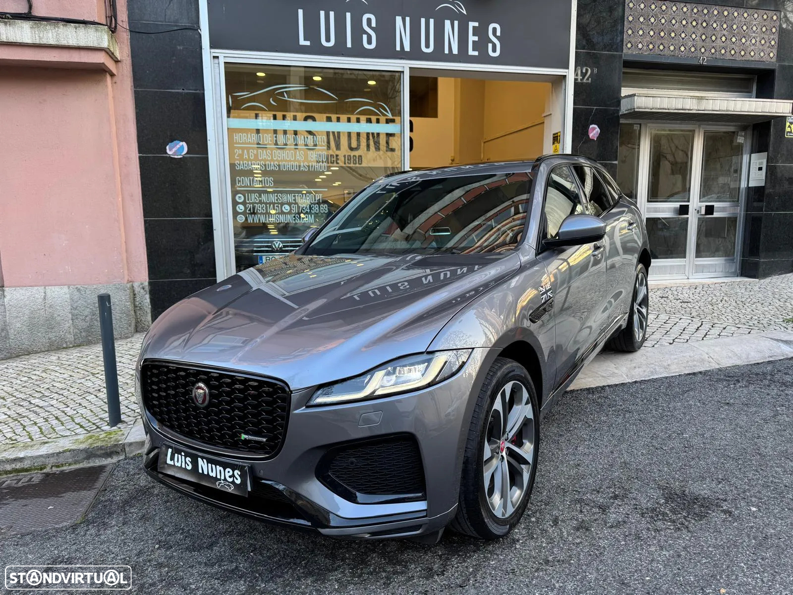 Jaguar F-Pace 2.0 P400e AWD R-Dynamic HSE - 2