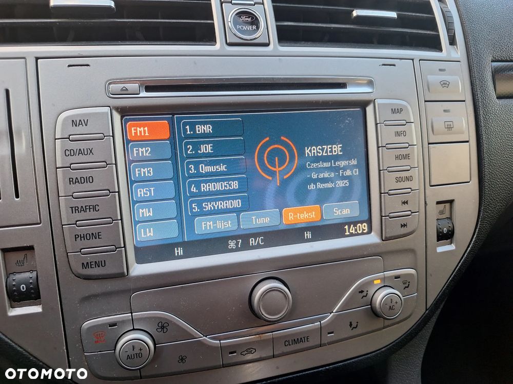 Ford Kuga - 9
