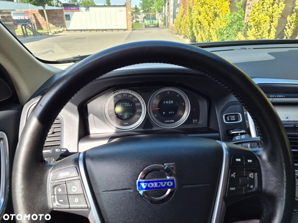 Volvo XC 60 - 16