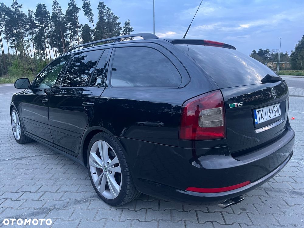 Skoda Octavia 2.0 TDI CR DPF RS - 7