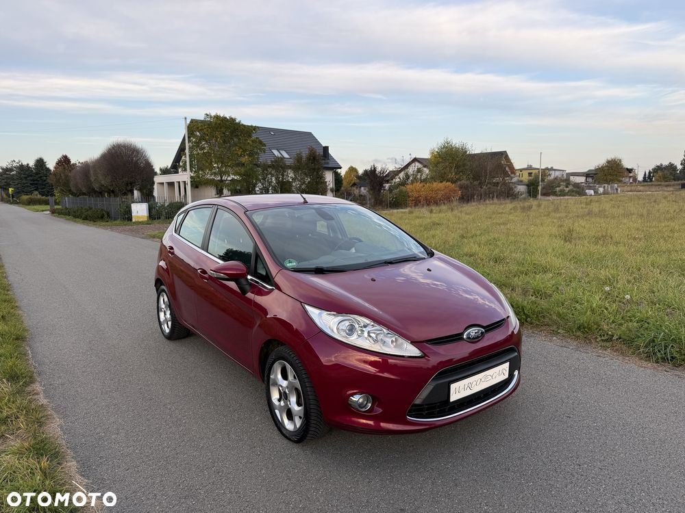 Ford Fiesta 2010 photo 3