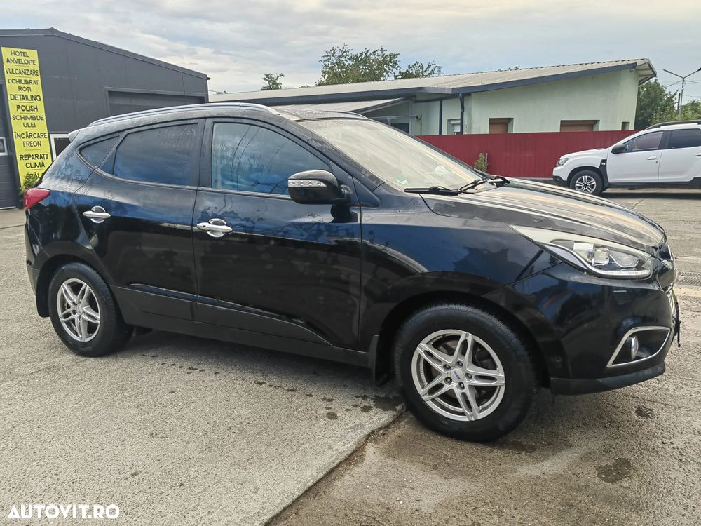 Hyundai ix35 2.0 CRDI High 4WD GLS Aut. Premium+ - 2