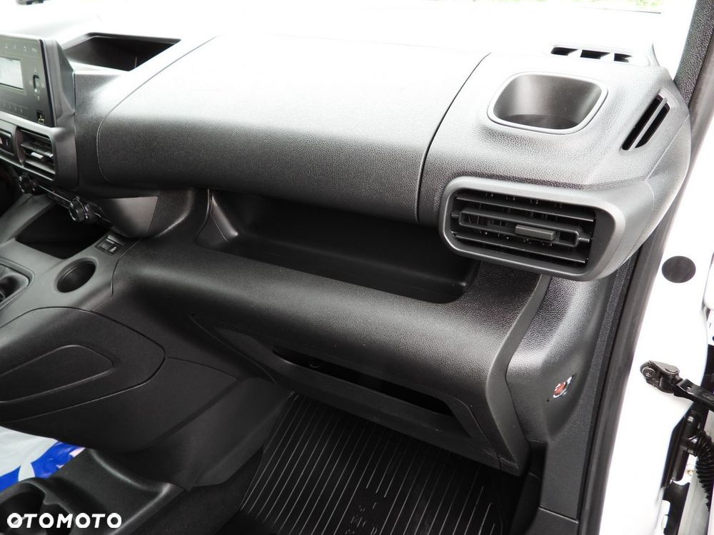 Toyota PROACE CITY FURGON CHŁODNIA  -15*C ZASILANIE 230V TEMPOMAT KLIMATYZACJA  100KM - 40