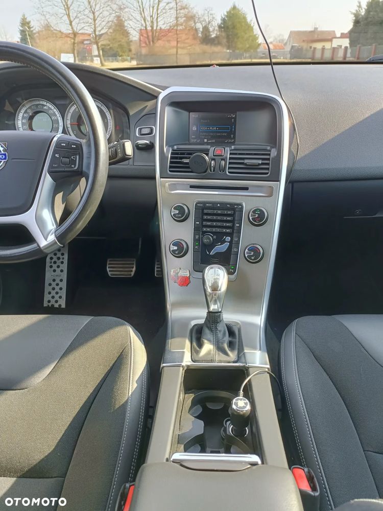 Volvo XC 60 - 8
