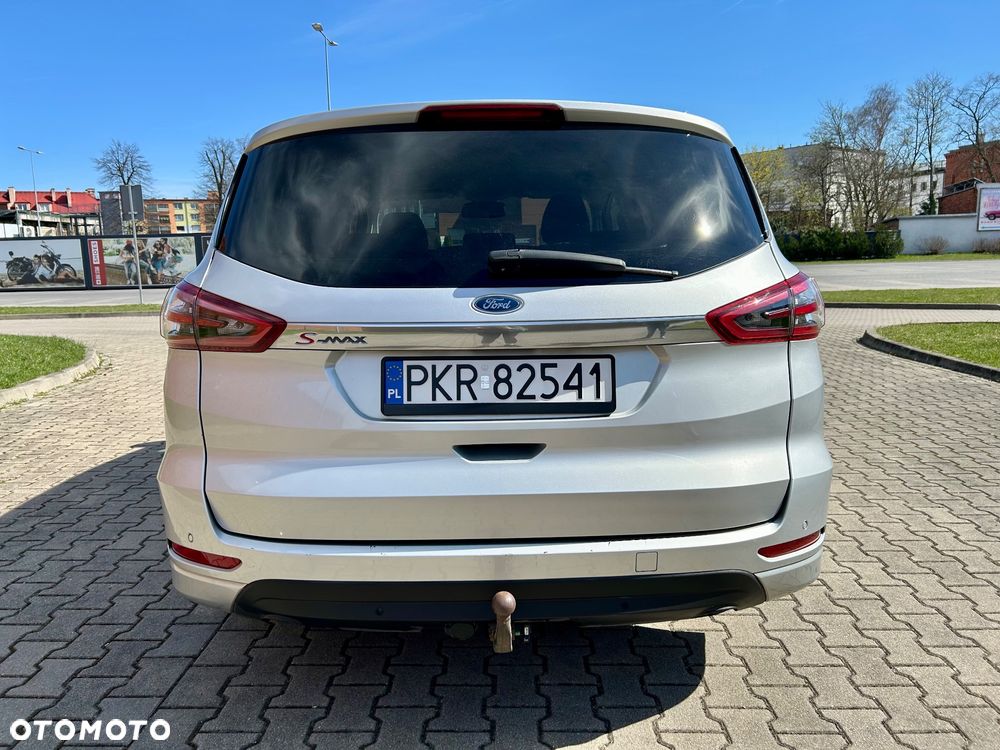 Ford S-Max 2.0 TDCi Titanium PowerShift - 8