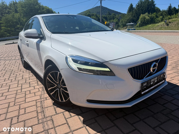 Volvo V40 D2