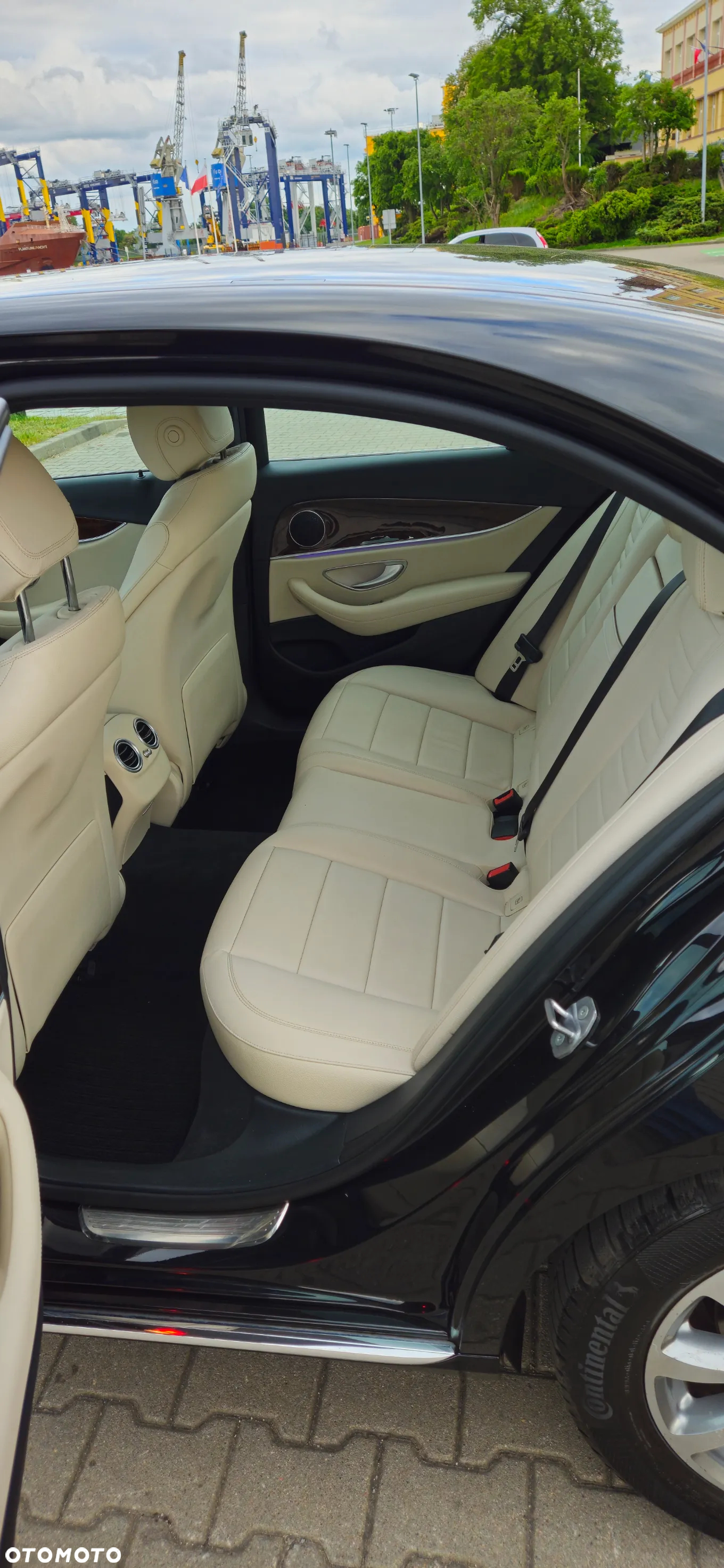 Mercedes-Benz Klasa E 200 9G-TRONIC - 16