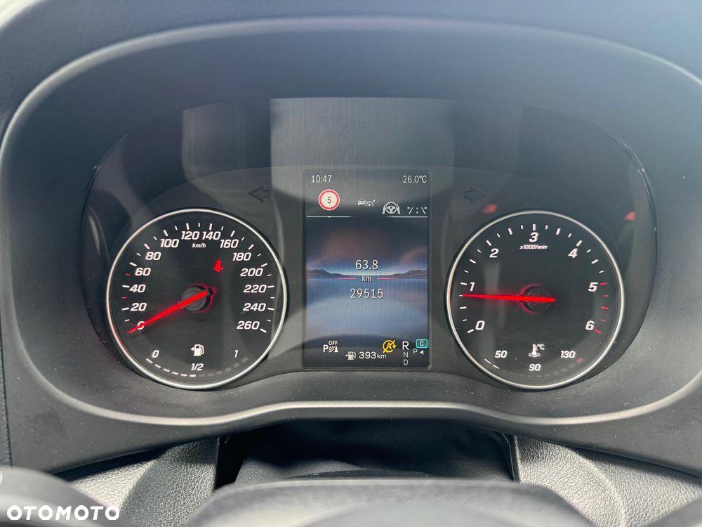 Mercedes-Benz Vito - 25