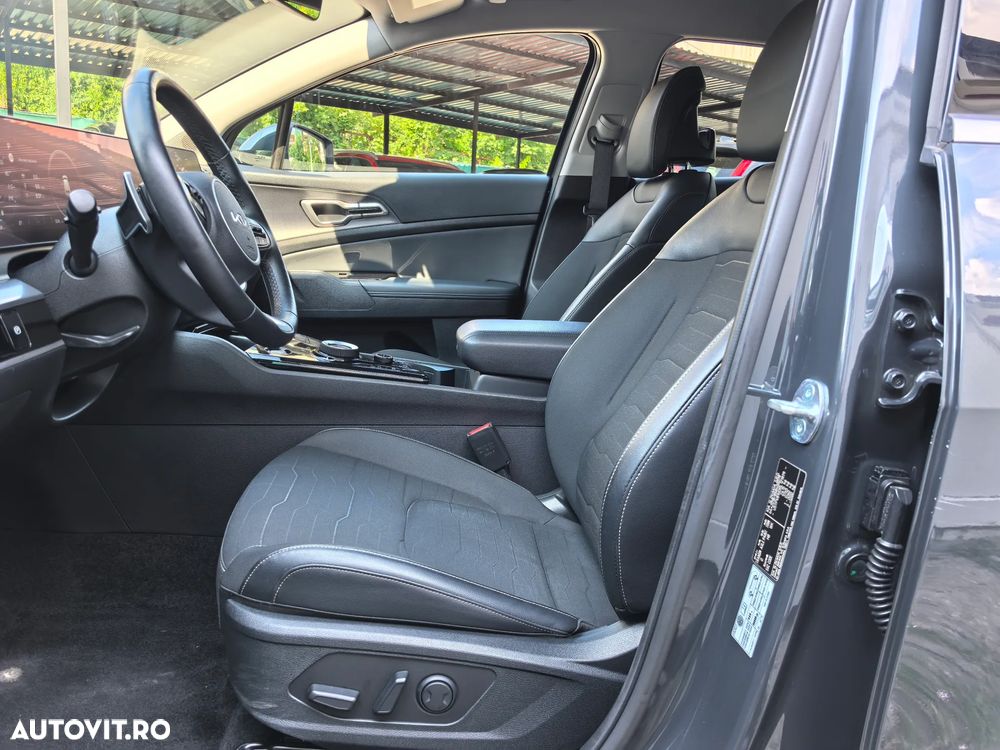 Kia Sportage 1.6 T-GDI PHEV 6AT 4x4 Business Line - 8