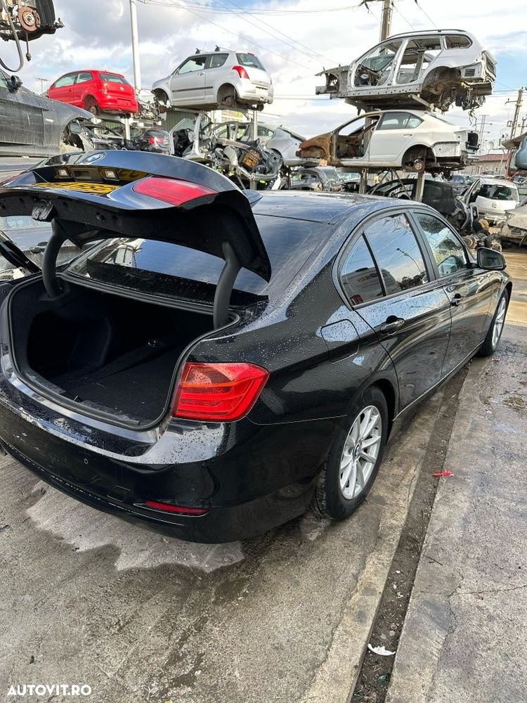 Dezmembram BMW F30 2014 2.0d N47 Automat - 4