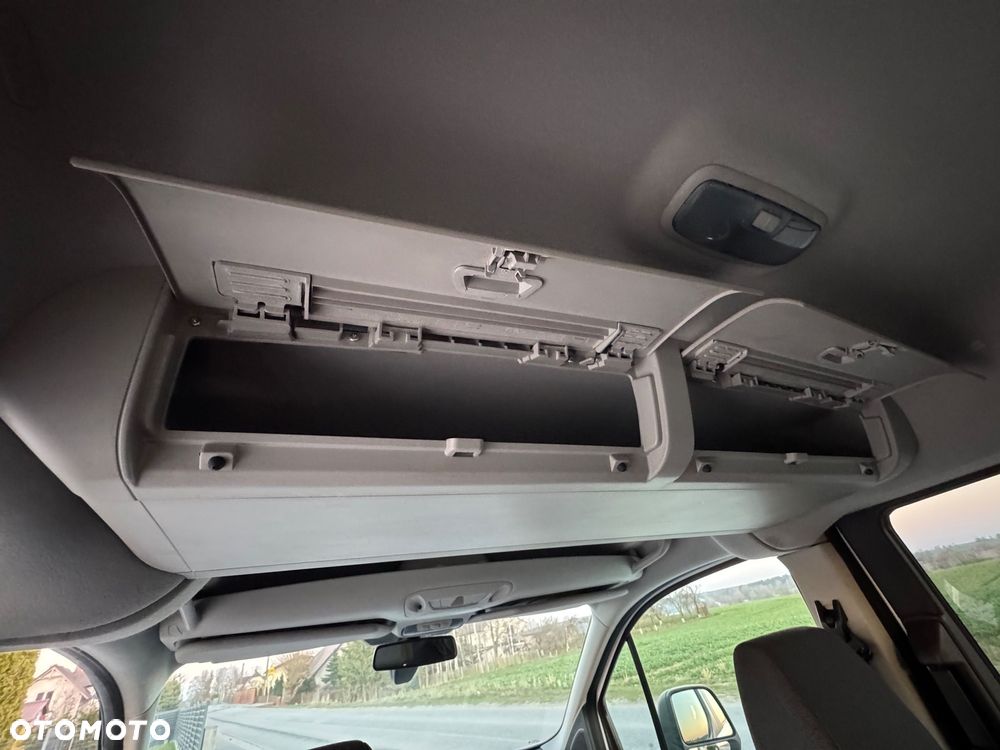 Ford Tourneo Connect 1.0 EcoBoost Start-Stop Titanium - 16