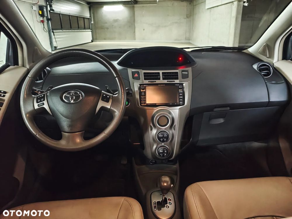 Toyota Yaris 1.33 VVT-i Multi Mode Executive - 8