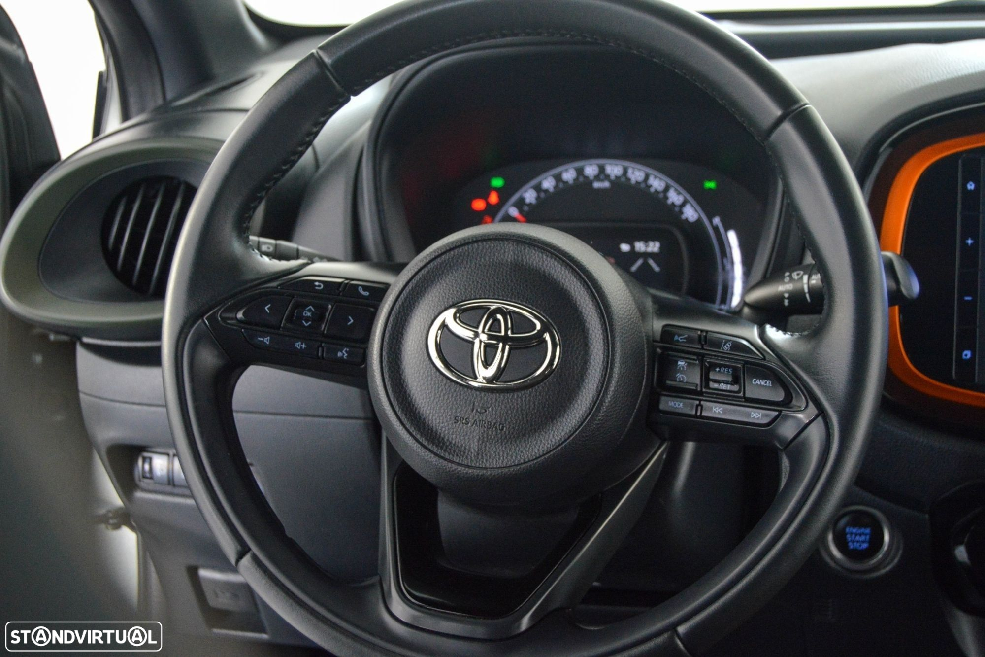 Toyota Aygo X 1.0 Limited - 35