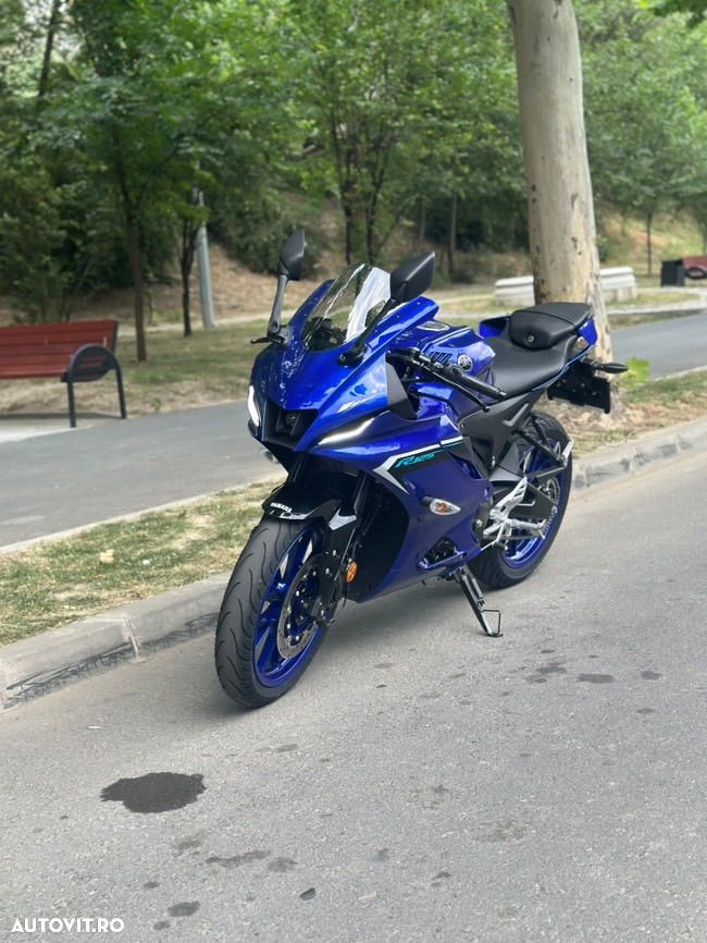 Yamaha YZF - 2