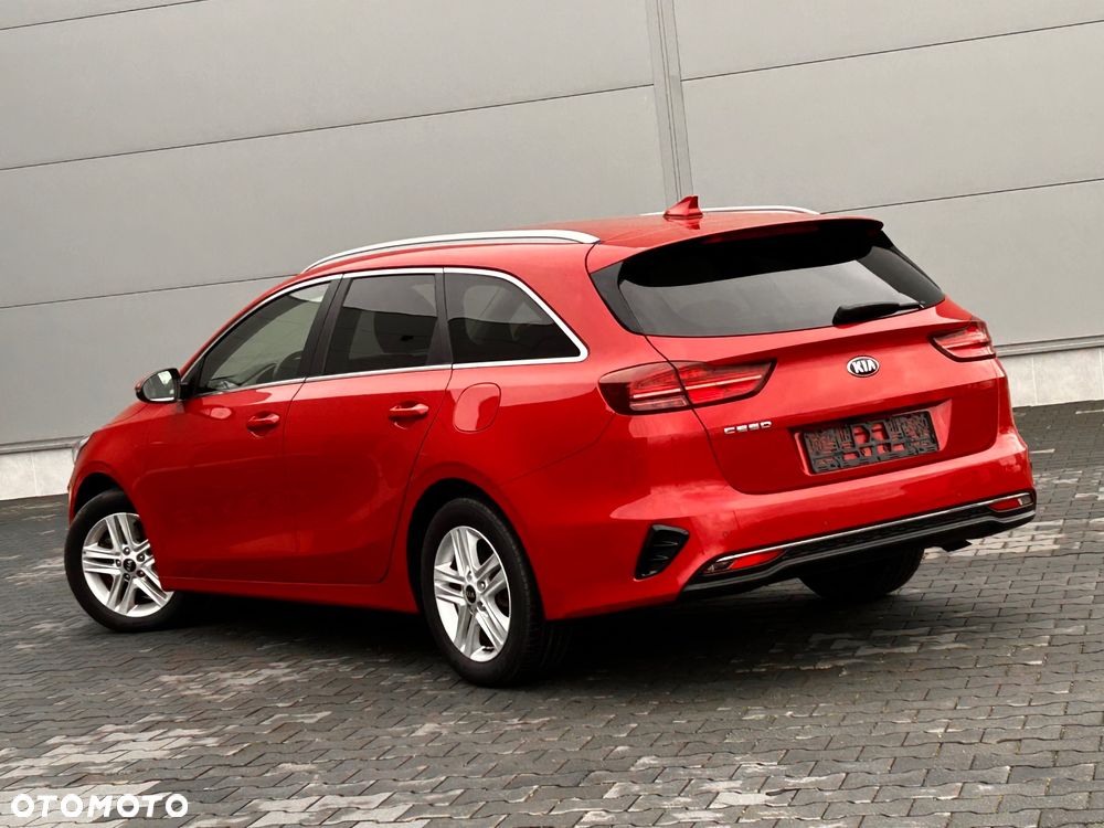 Kia Ceed 1.6 CRDi SCR L Business Line Plus DCT - 4