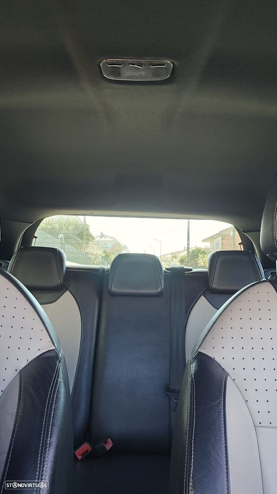 Citroën DS3 1.6 HDi Airdream Sport Chic - 23