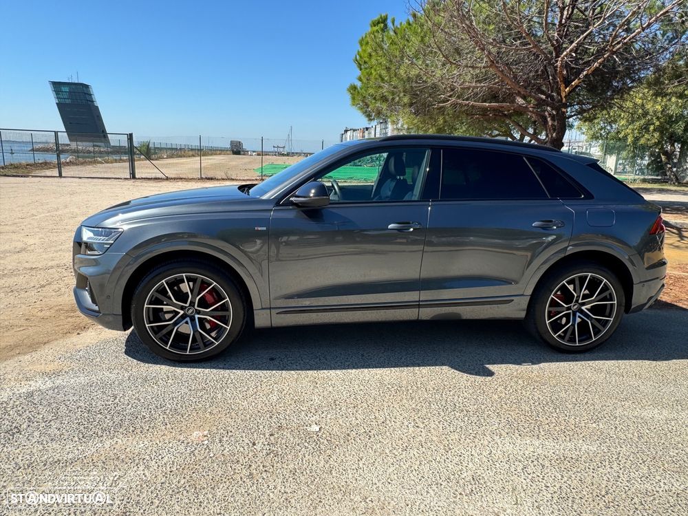 Audi Q8 60 TFSIe quattro S line Tiptronic - 3