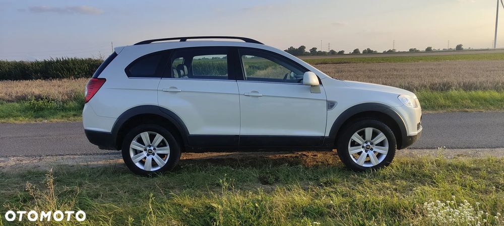 Chevrolet Captiva 2.4 2WD 7 Sitzer LS - 3