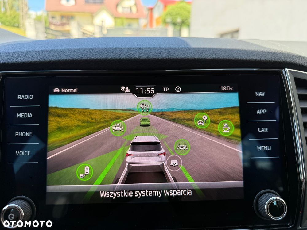 Skoda Karoq 1.5 TSI ACT DSG Selection - 32