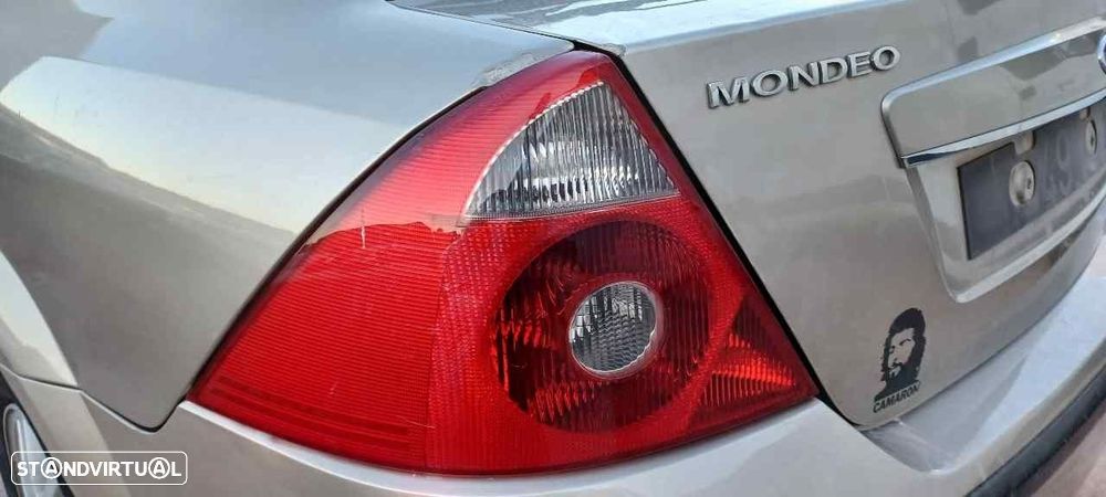 FAROLIM TRASEIRO ESQUERDO FORD MONDEO III 2004 - 4