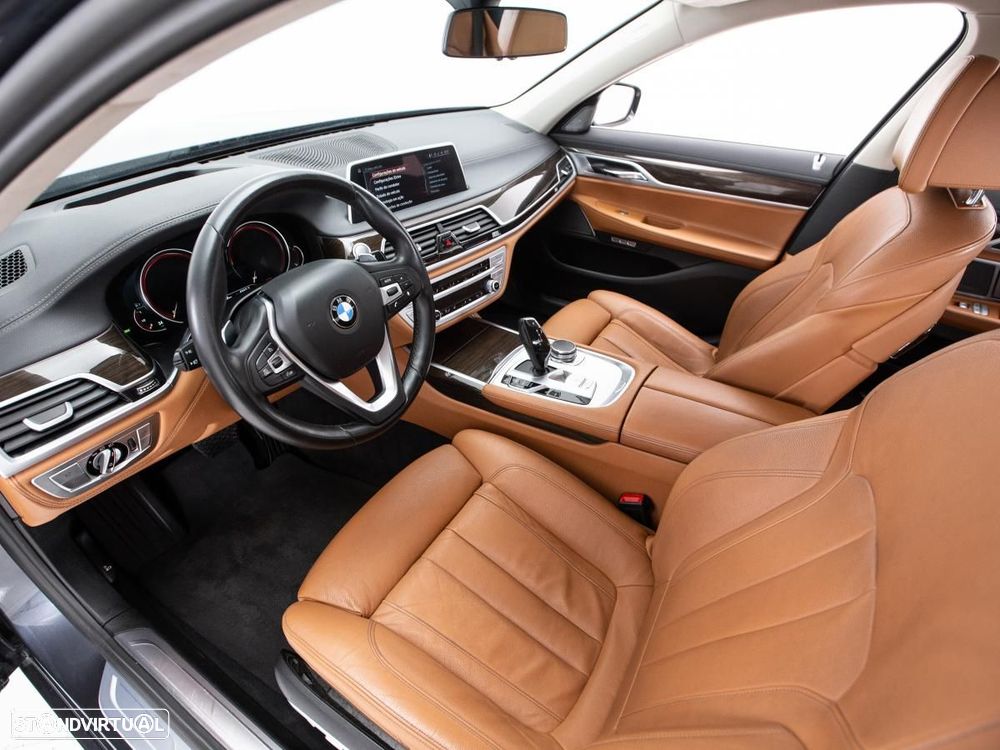 BMW 740 - 8