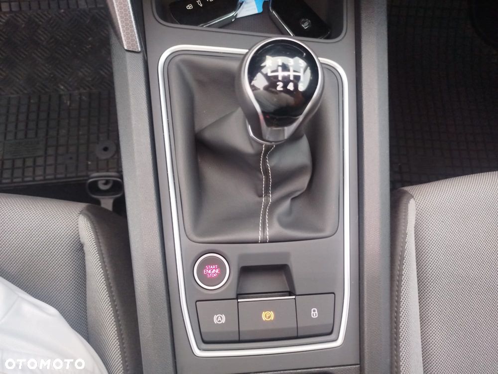 Seat Leon 2.0 TDI Road Edition - 10