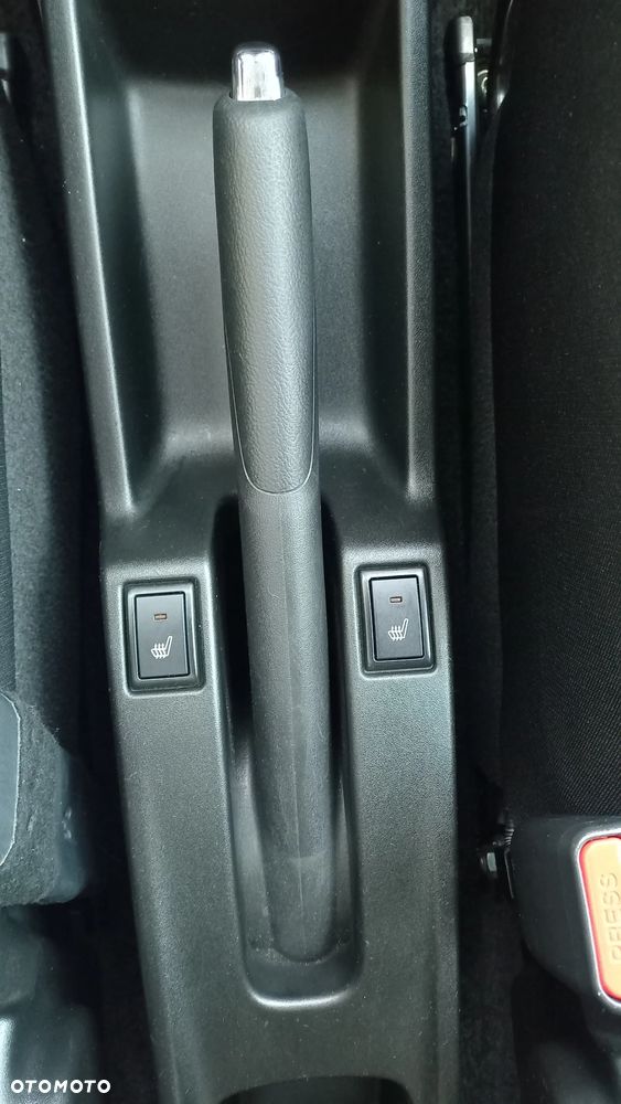 Suzuki Swift 1.2 Dualjet SHVS Premium Plus - 28