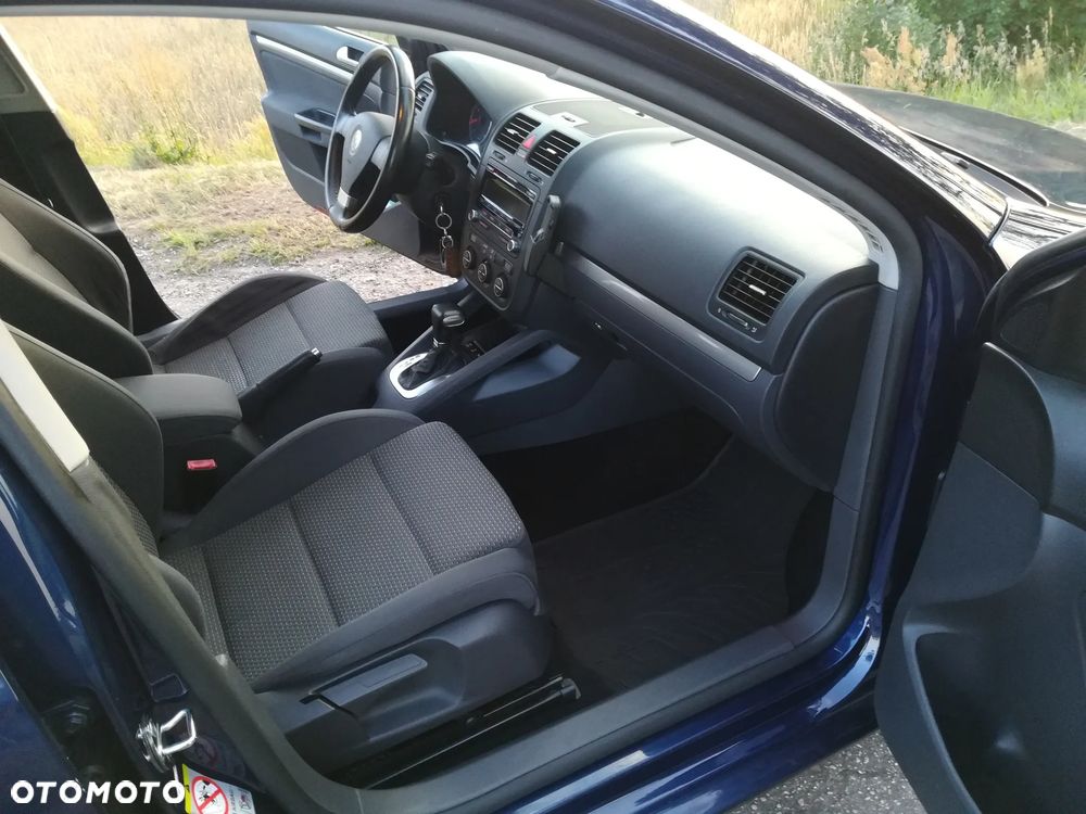 Volkswagen Golf 1.4 TSI Comfortline DSG - 12