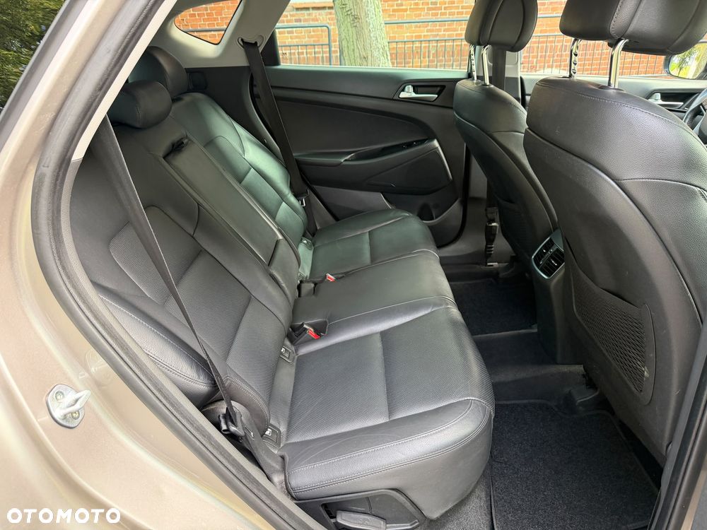 Hyundai Tucson 1.6 Turbo 2WD Advantage - 32