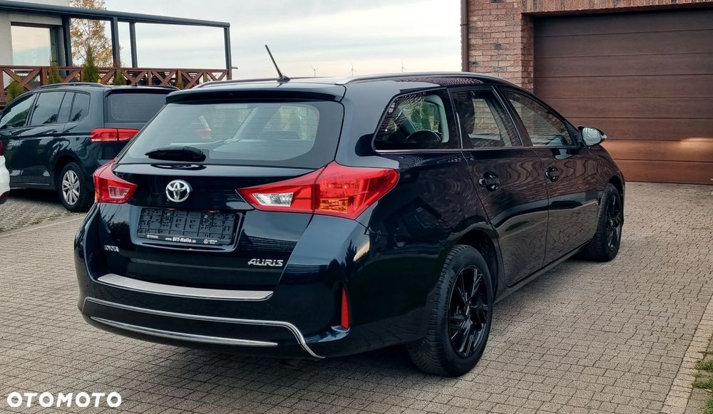 Toyota Auris 1.6 Valvematic Comfort - 5