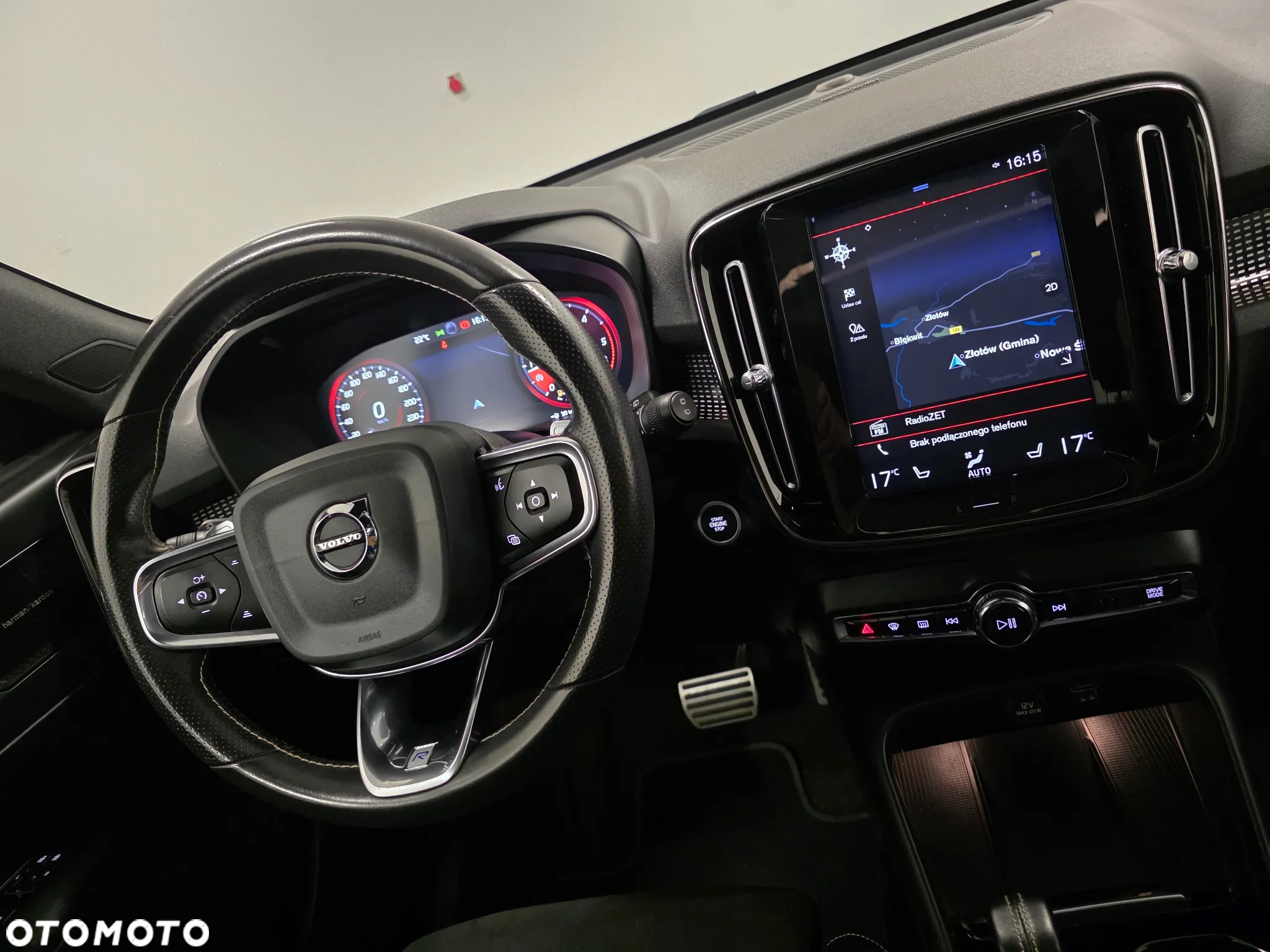 Volvo XC 40 D3 R-Design - 8